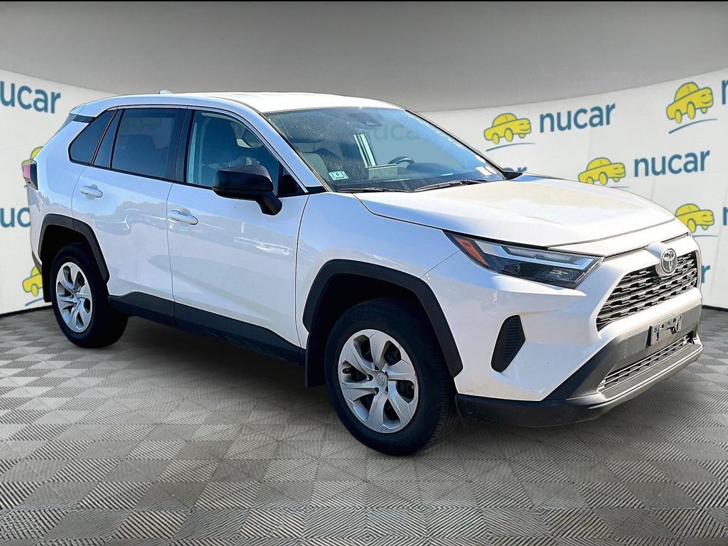 2023 Toyota RAV4 LE