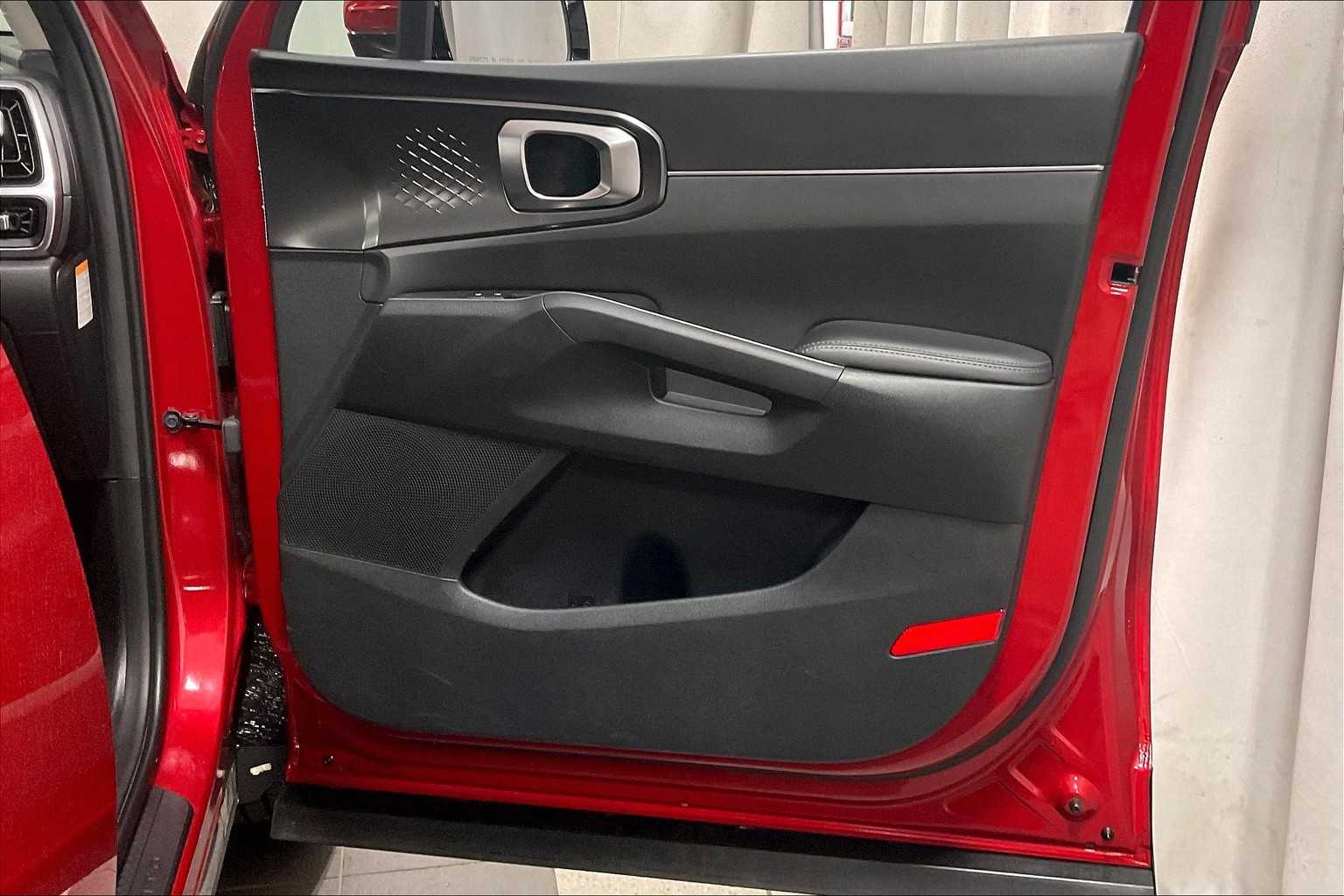 2023 Kia Sorento Hybrid EX - Photo 12