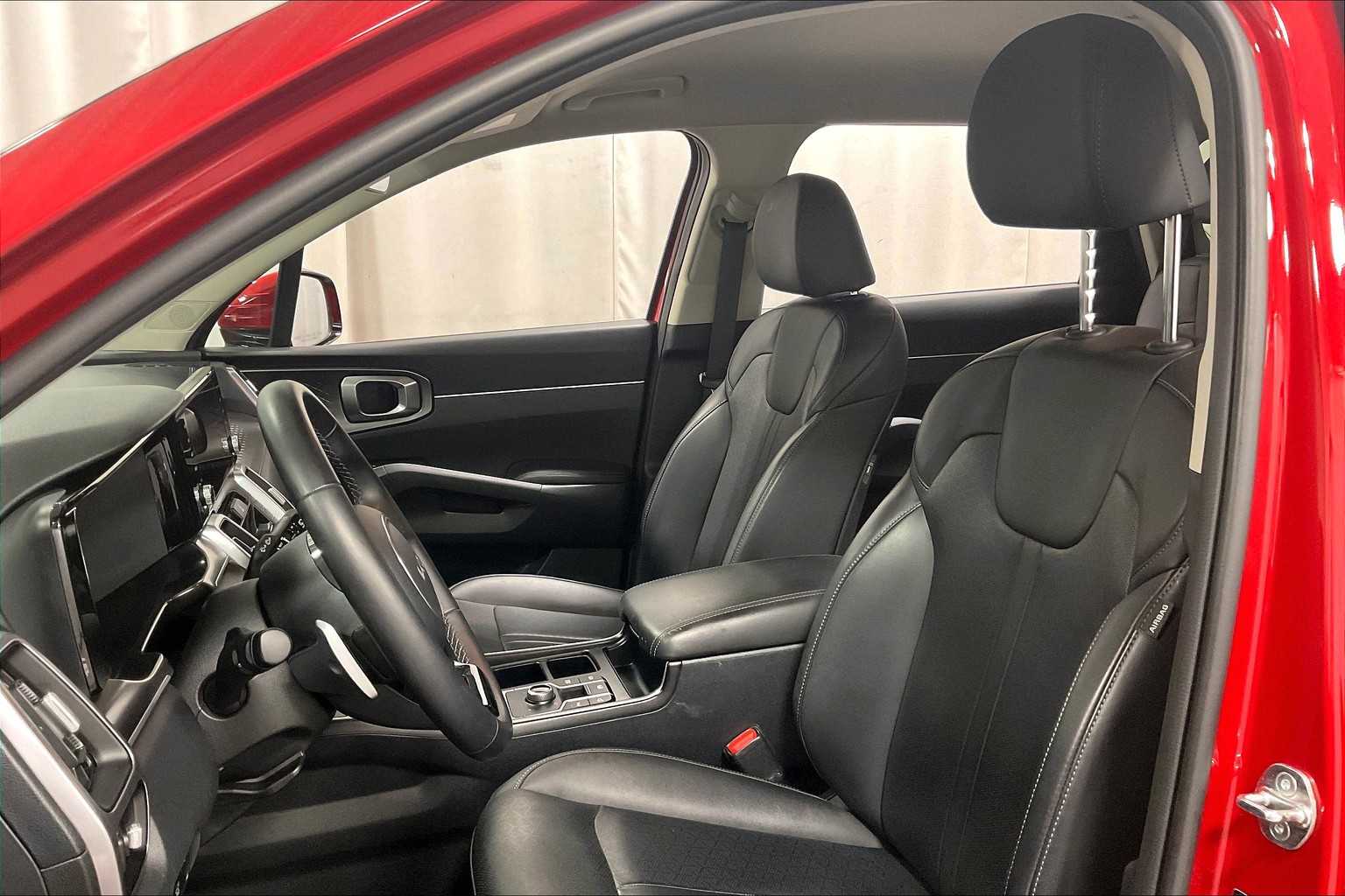 2023 Kia Sorento Hybrid EX - Photo 10