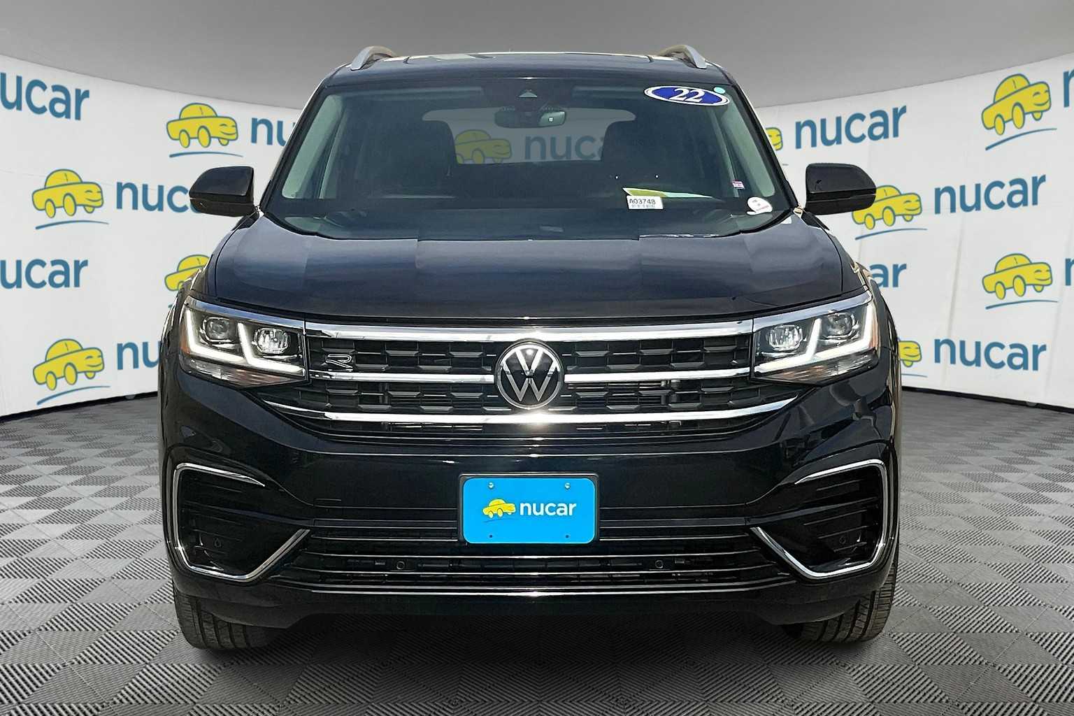 2022 Volkswagen Atlas 3.6L V6 SEL R-Line - Photo 2