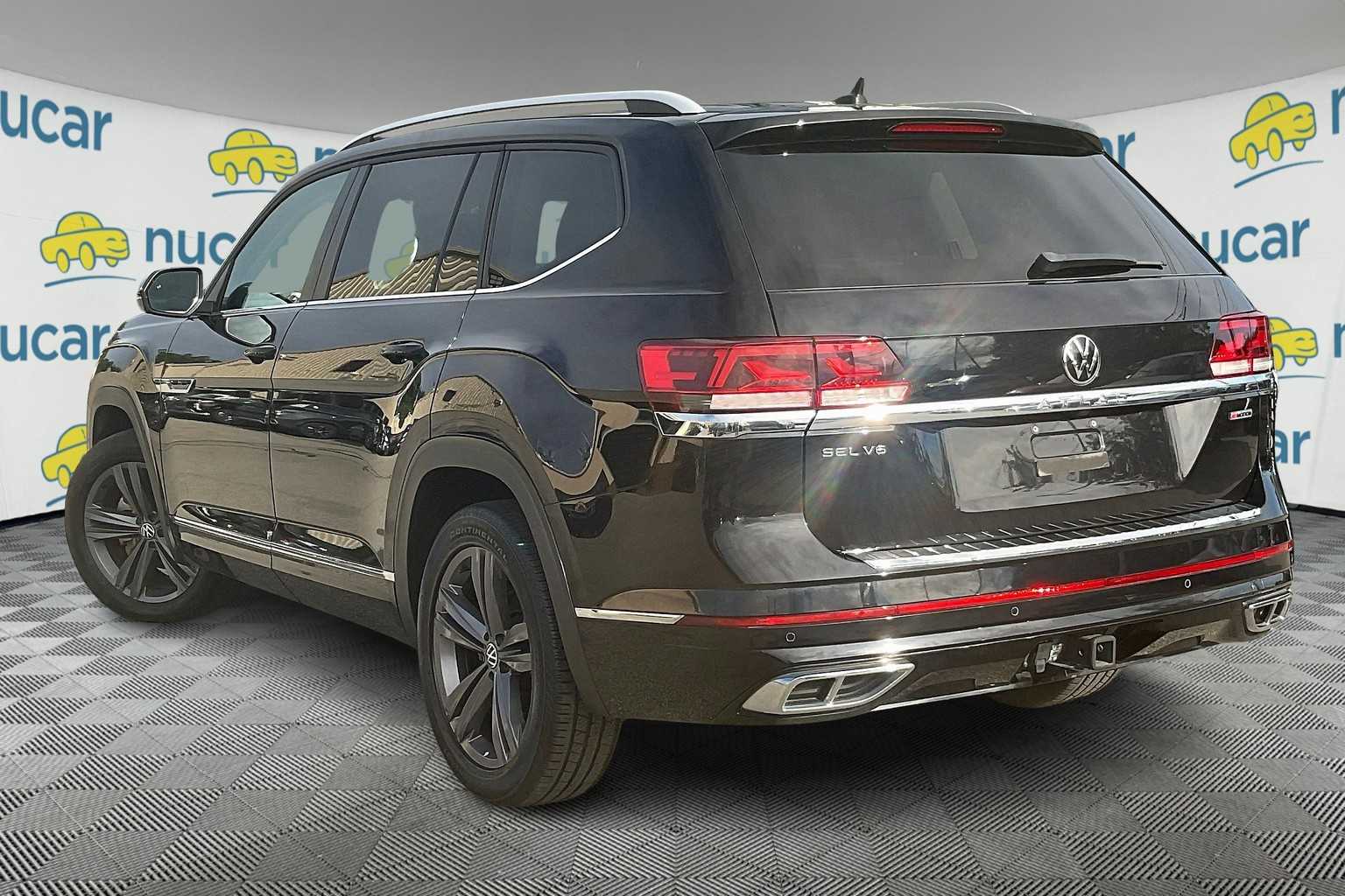 2022 Volkswagen Atlas 3.6L V6 SEL R-Line - Photo 4