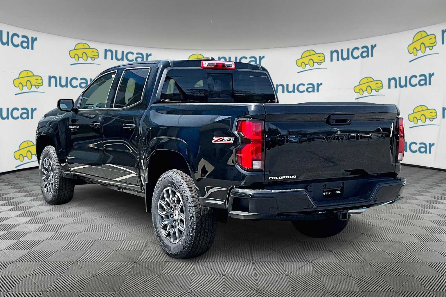 2025 Chevrolet Colorado 4WD Z71 - Photo 5