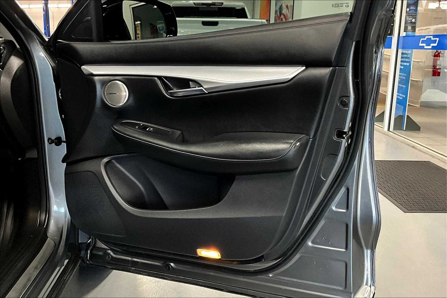 2019 INFINITI QX50 ESSENTIAL - Photo 12