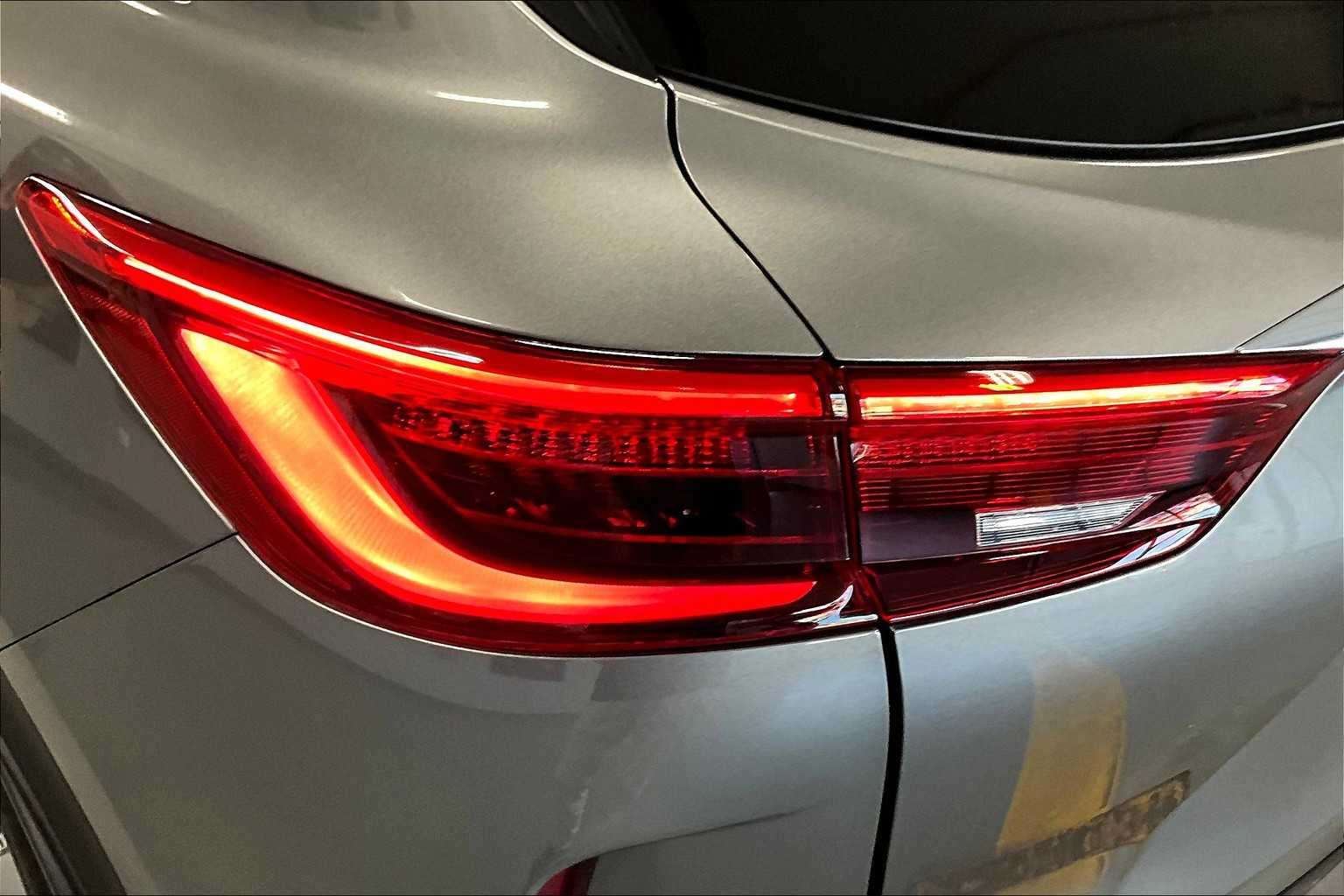 2019 INFINITI QX50 ESSENTIAL - Photo 33