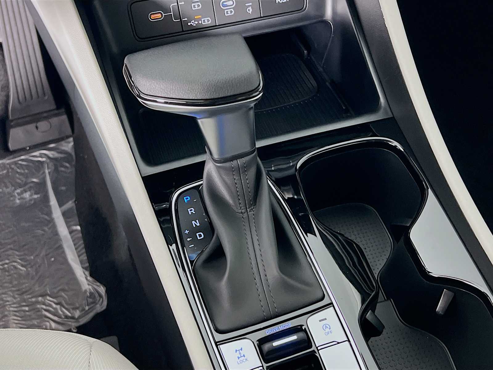 2025 Hyundai Tucson SEL - Photo 11
