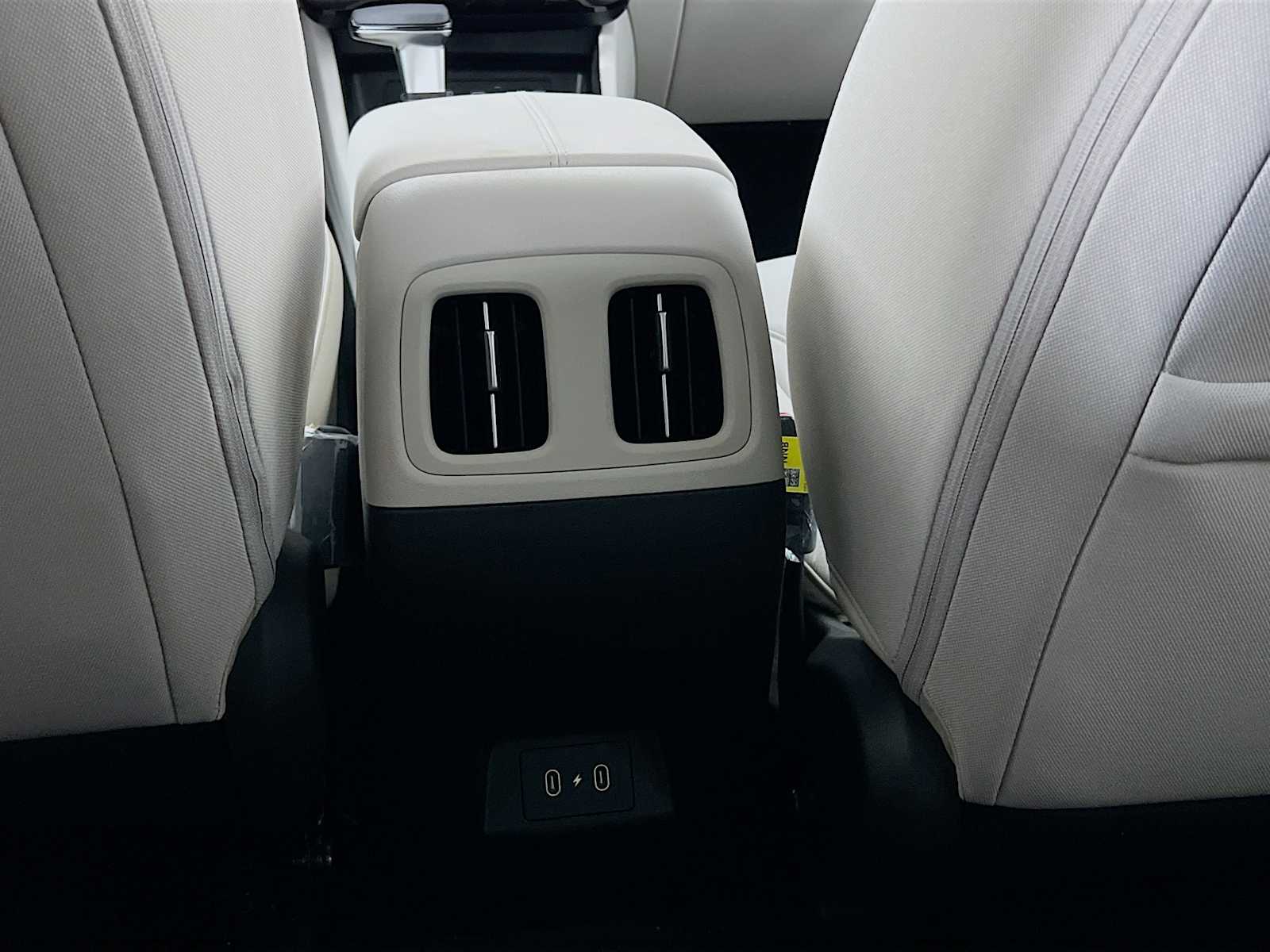 2025 Hyundai Tucson SEL - Photo 14