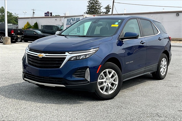2022 Chevrolet Equinox LT - Photo 2