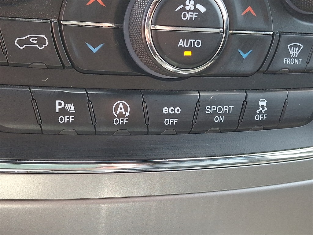 2018 Jeep Grand Cherokee Altitude - Photo 24