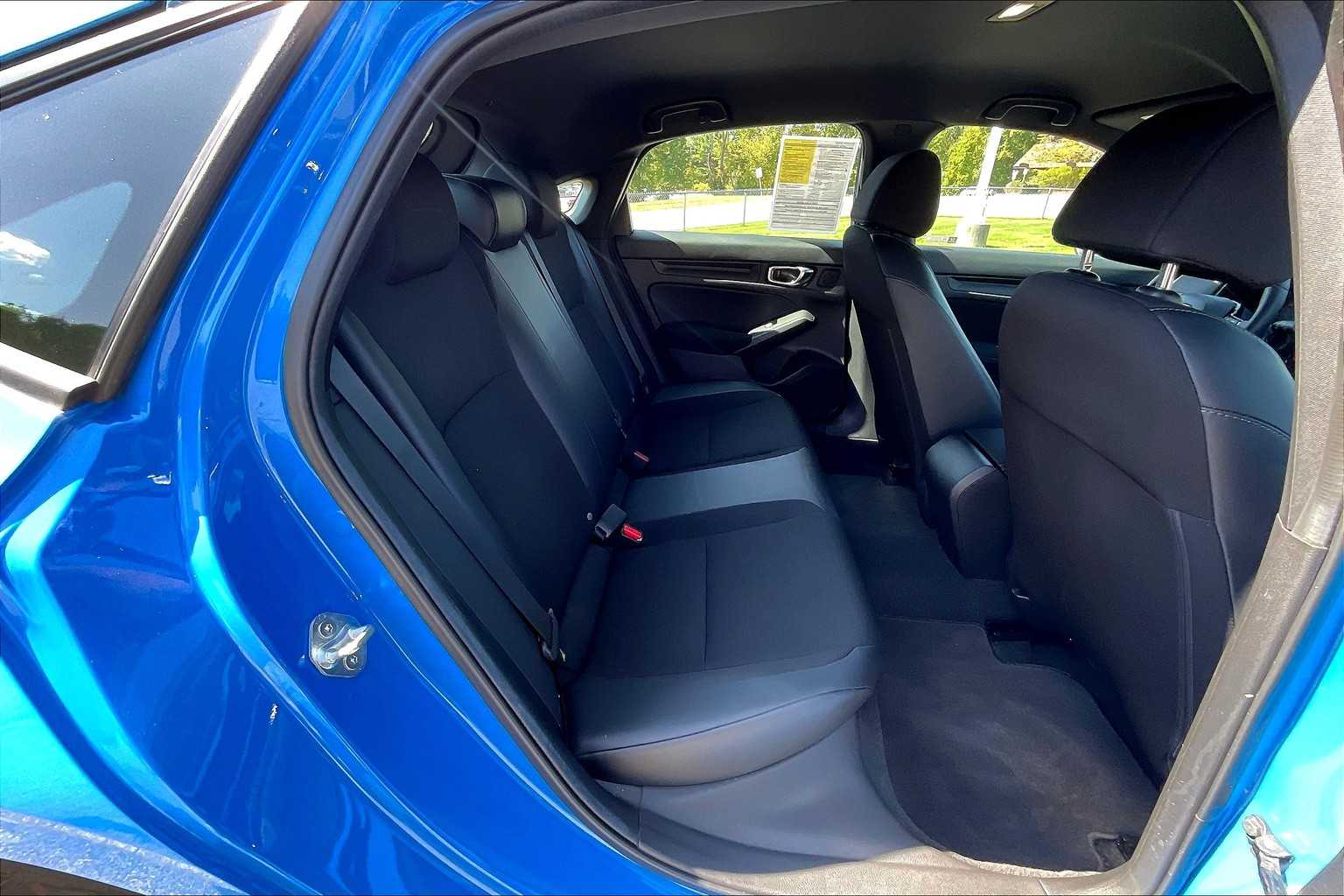 2022 Honda Civic Hatchback Sport - Photo 16