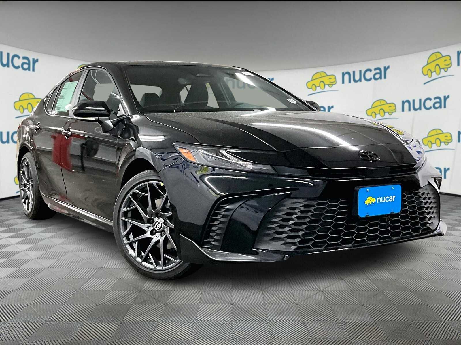 2025 Toyota Camry SE - Photo 1