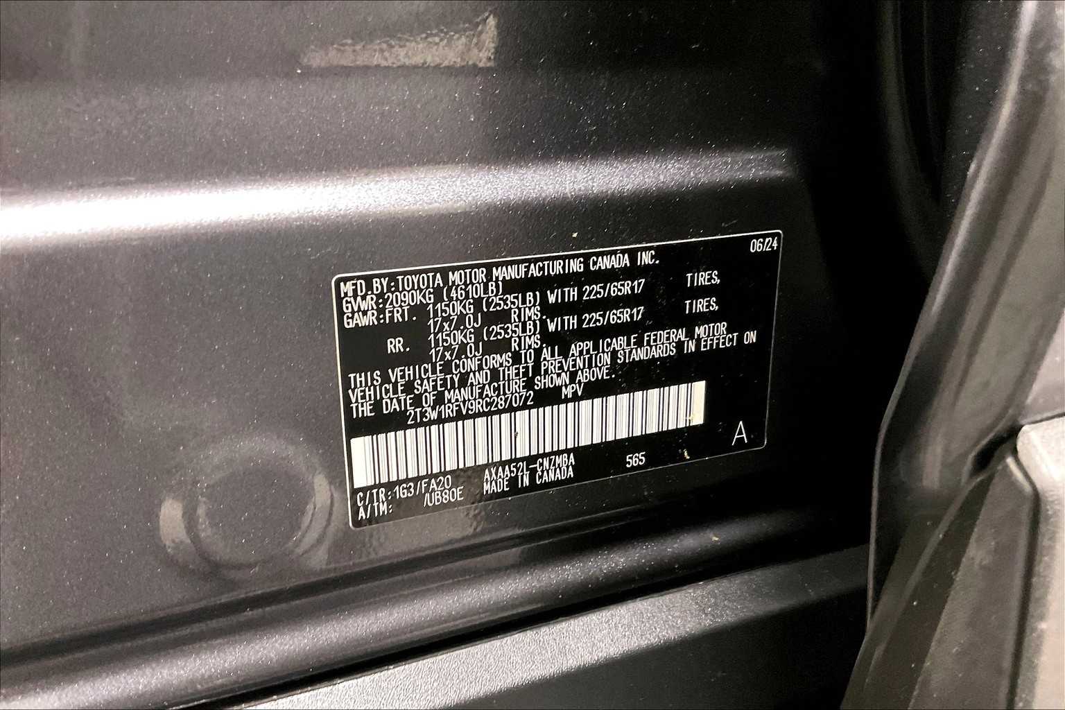 2024 Toyota RAV4 XLE - Photo 36