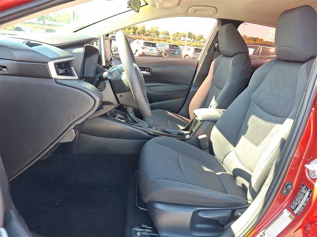 2020 Toyota Corolla LE - Photo 15