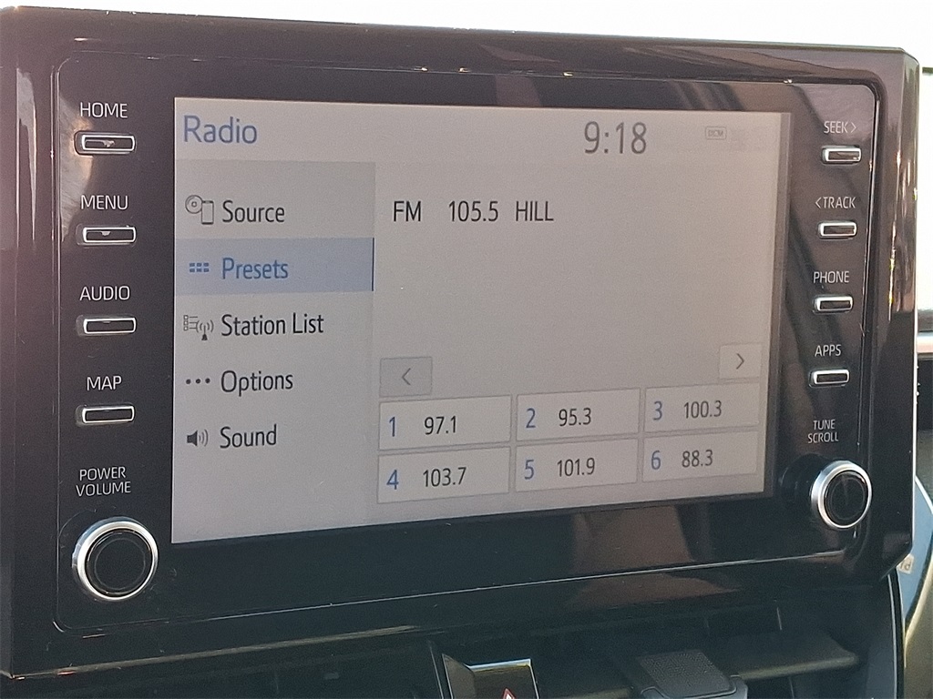 2020 Toyota Corolla LE - Photo 18