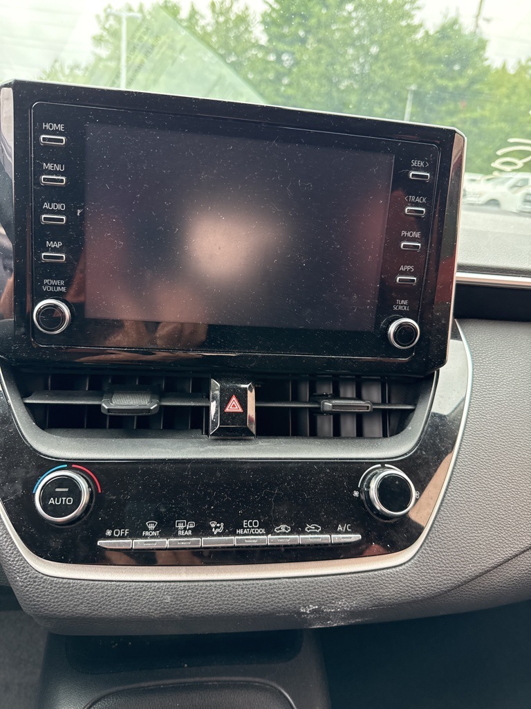 2020 Toyota Corolla LE - Photo 9