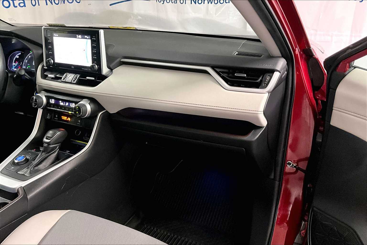 2019 Toyota RAV4 Hybrid Limited - Photo 13