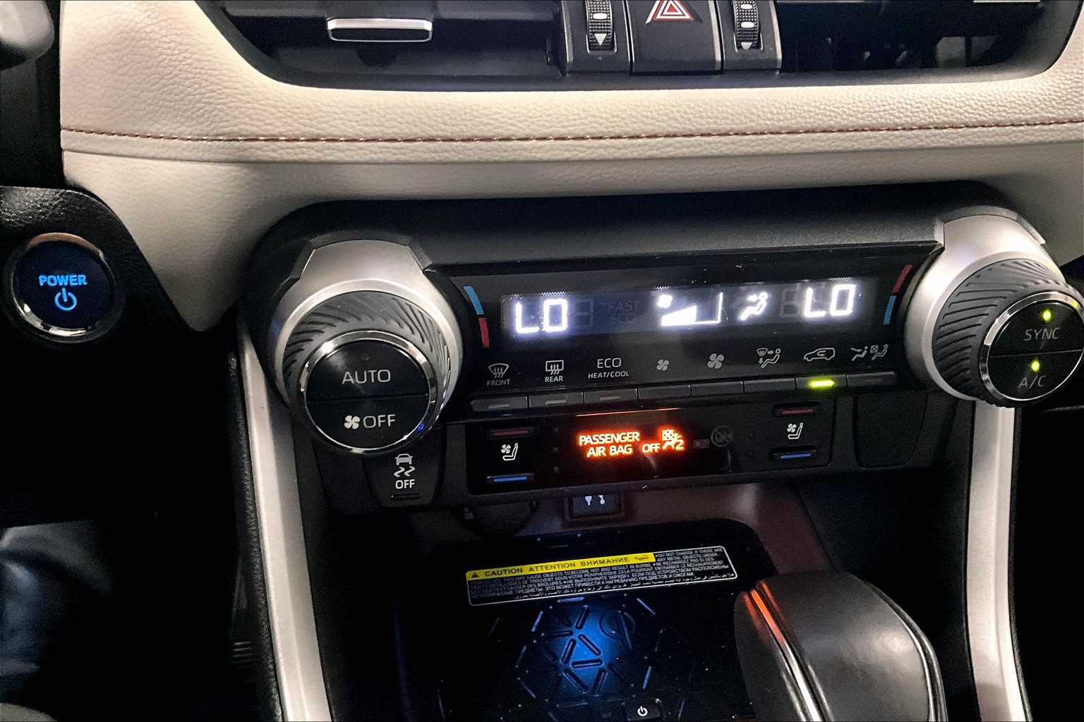2019 Toyota RAV4 Hybrid Limited - Photo 26