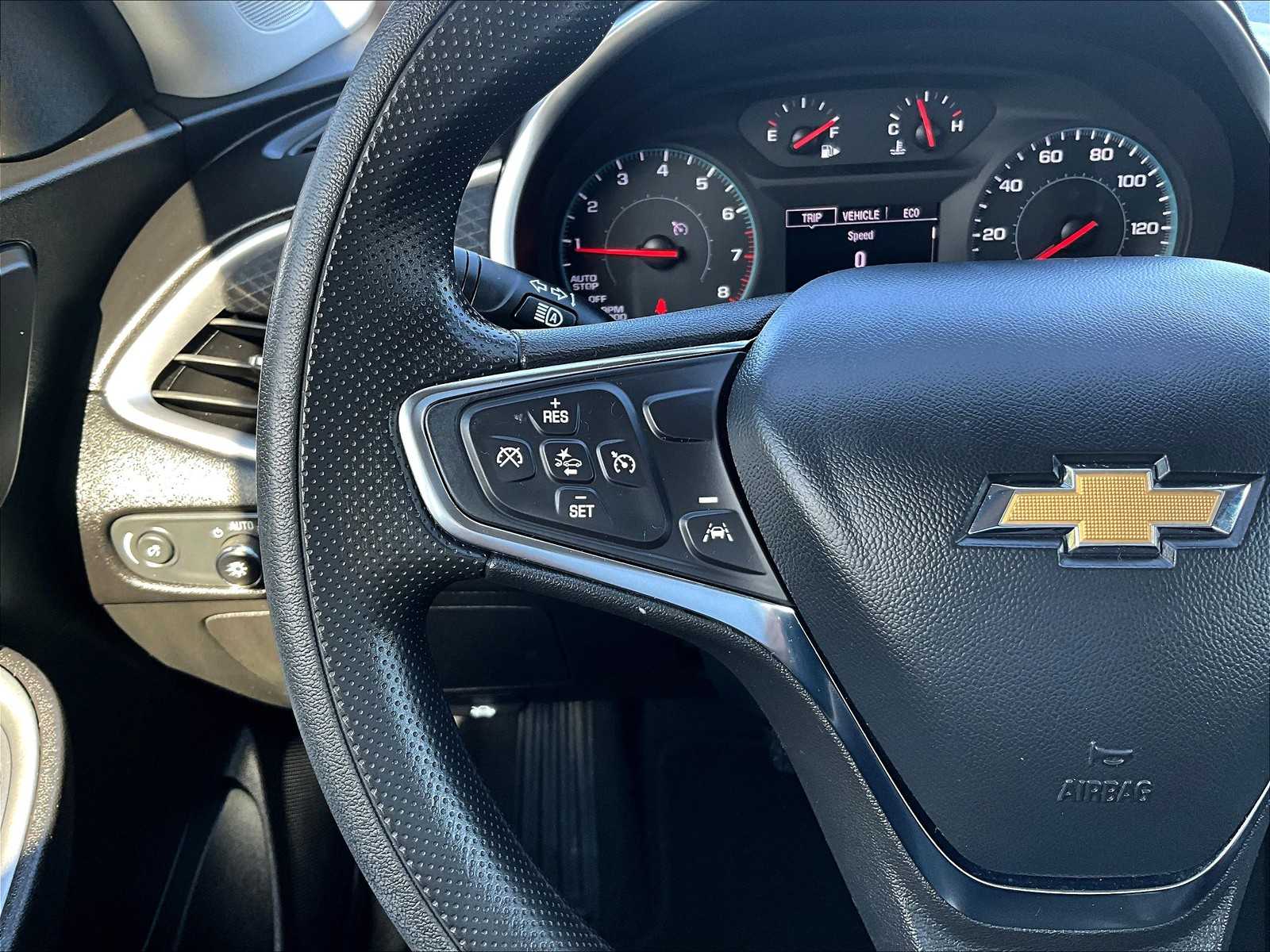 2024 Chevrolet Malibu LT - Photo 23