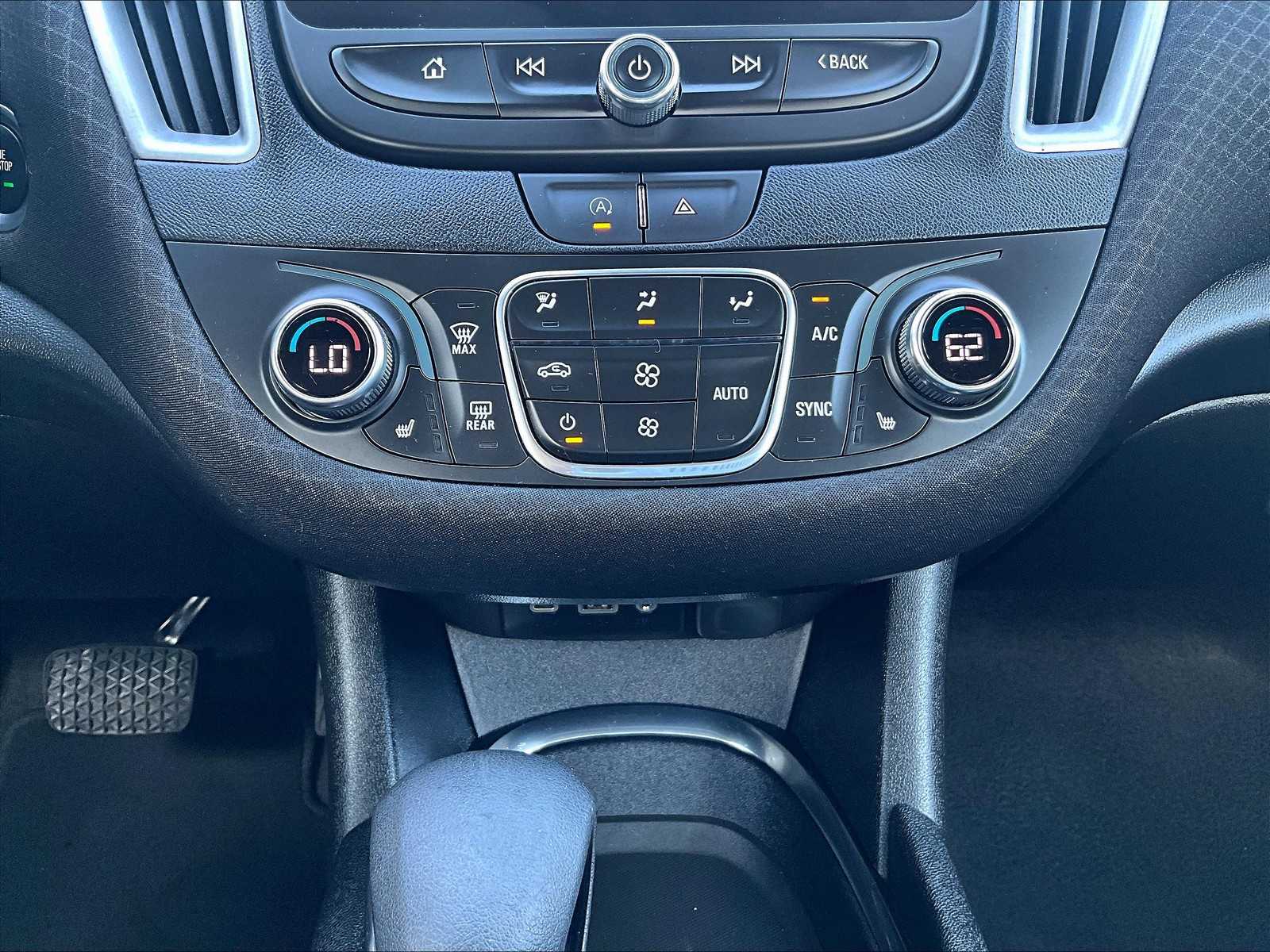 2024 Chevrolet Malibu LT - Photo 26