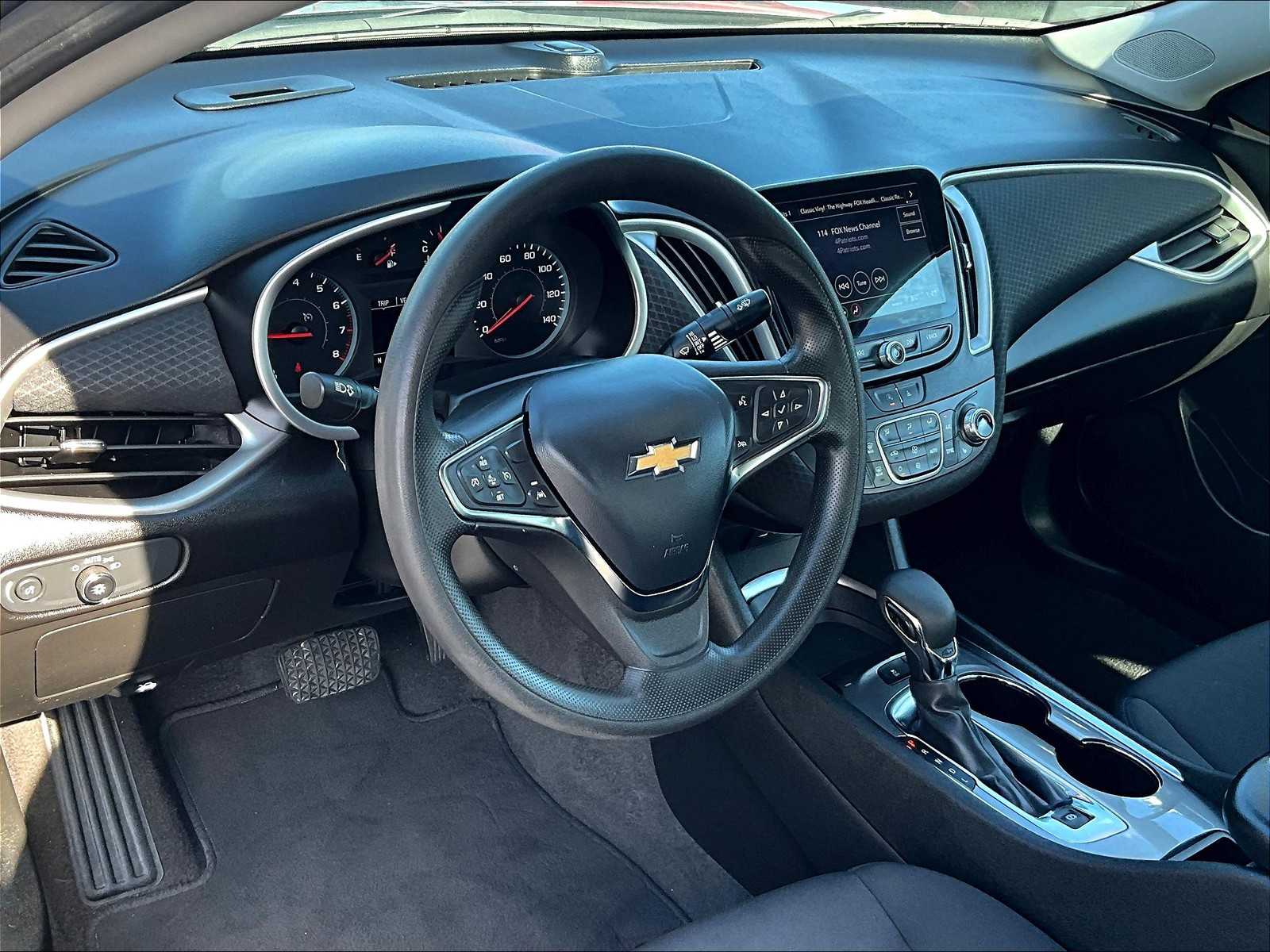 2024 Chevrolet Malibu LT - Photo 8