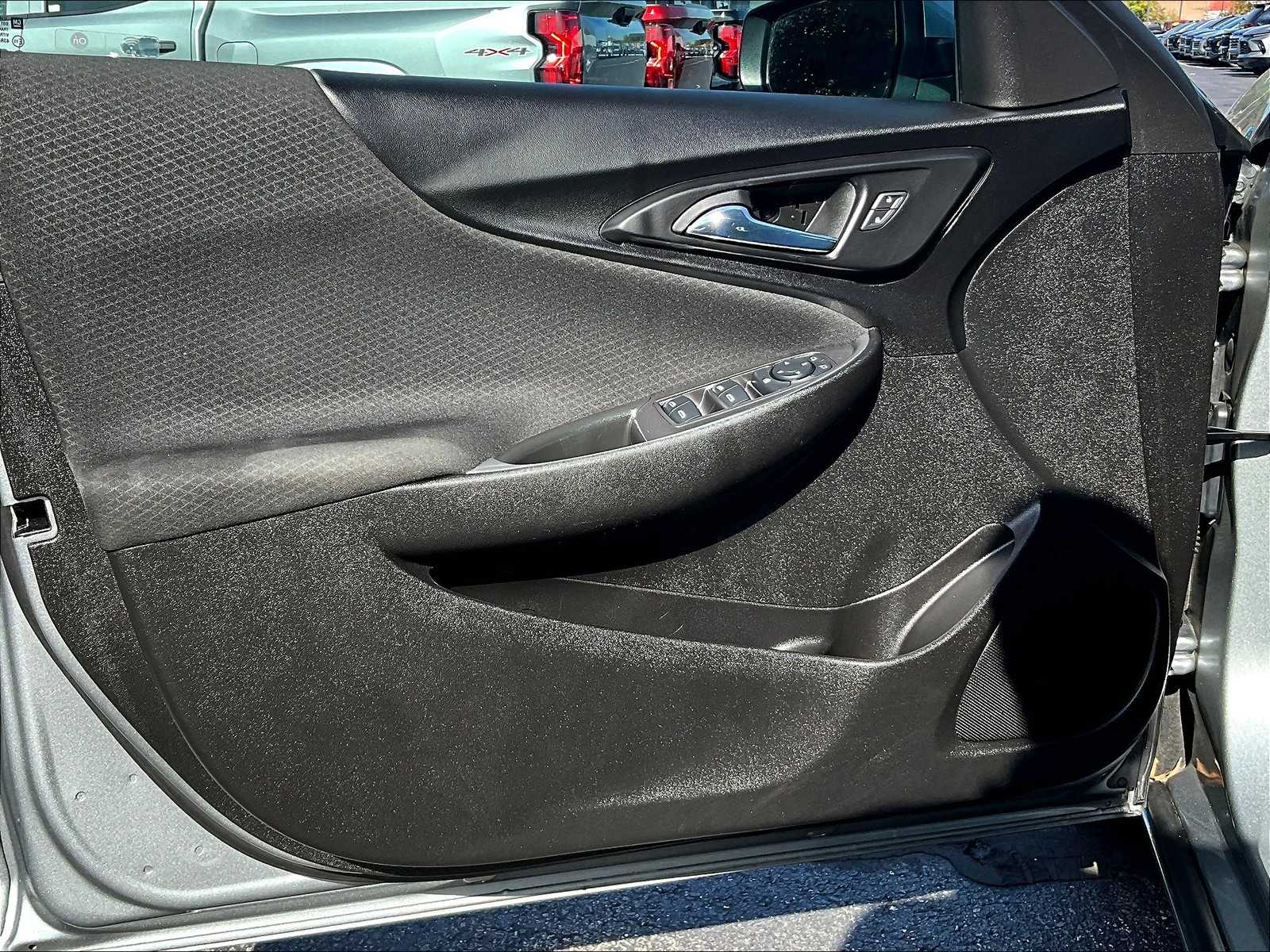 2024 Chevrolet Malibu LT - Photo 9