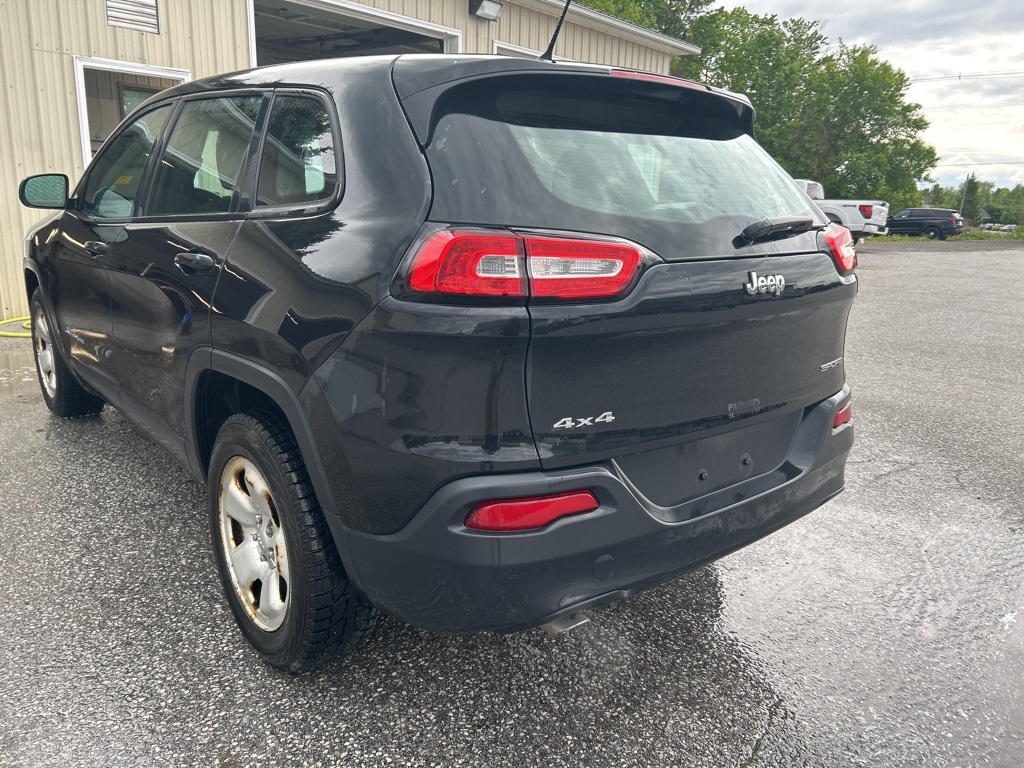 2015 Jeep Cherokee Sport - Photo 2