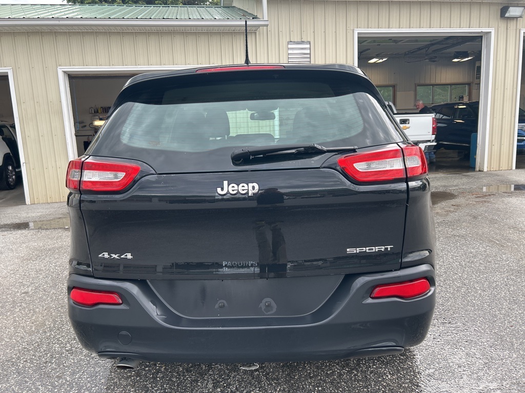 2015 Jeep Cherokee Sport - Photo 3