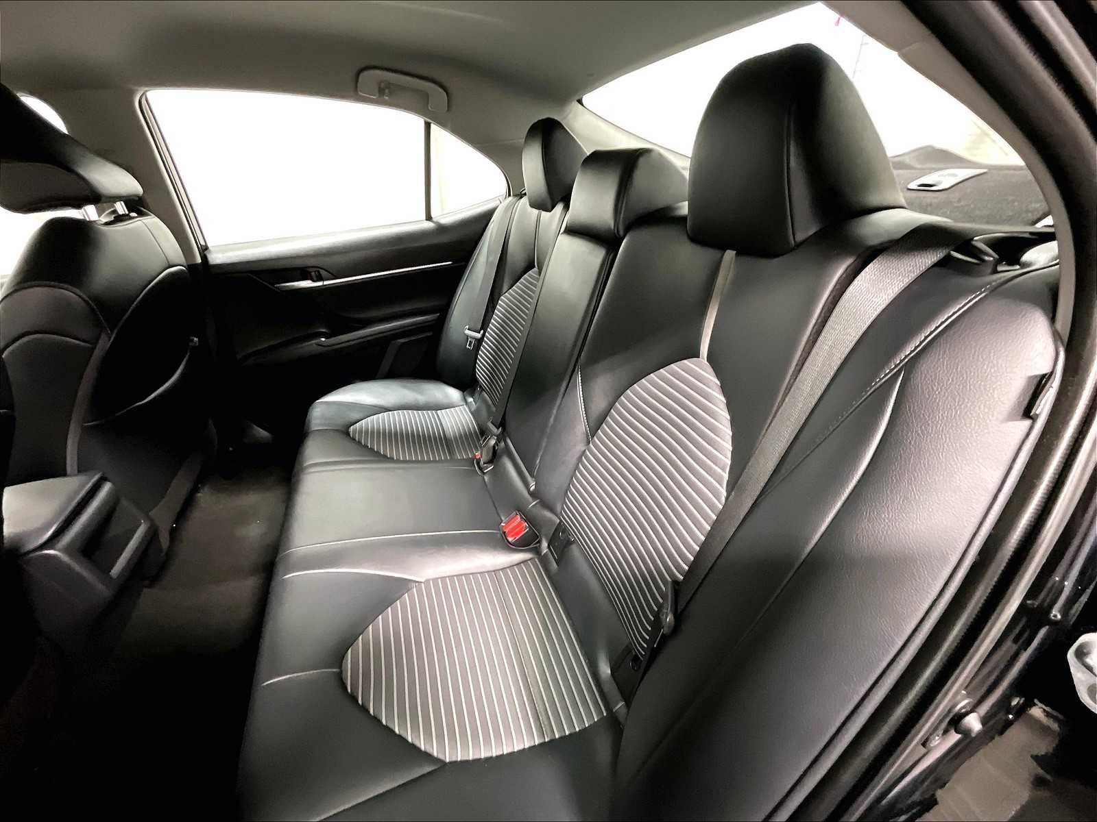 2023 Toyota Camry SE - Photo 15