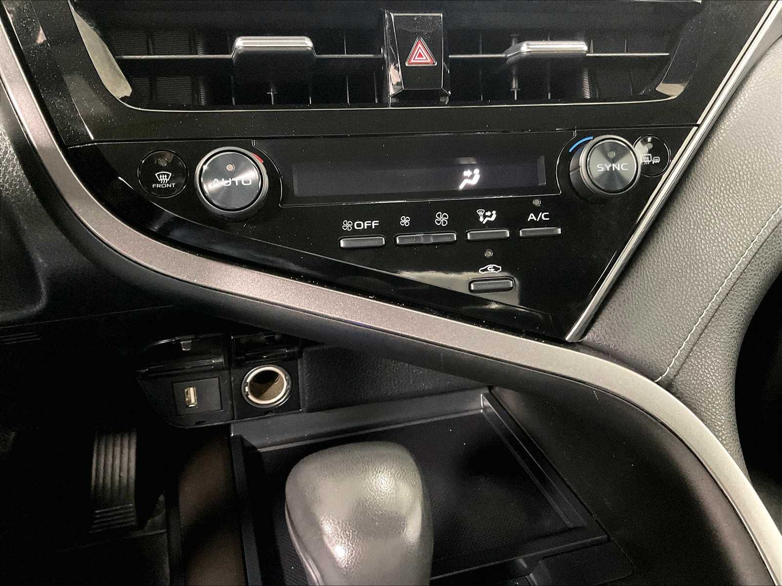 2023 Toyota Camry SE - Photo 25