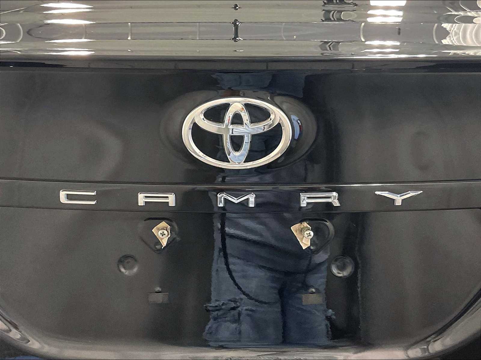 2023 Toyota Camry SE - Photo 28