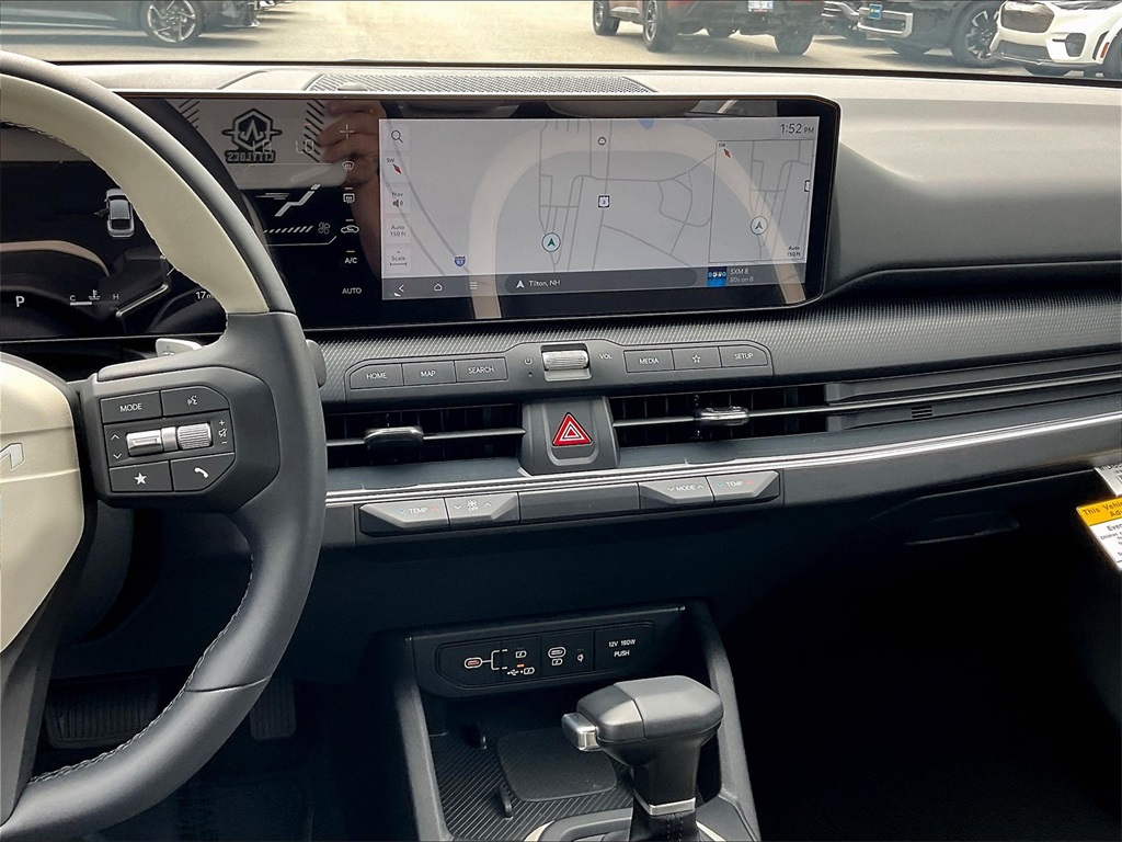2025 Kia K4 GT-Line - Photo 13