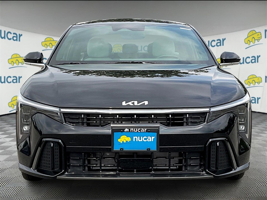 2025 Kia K4 GT-Line - Photo 2