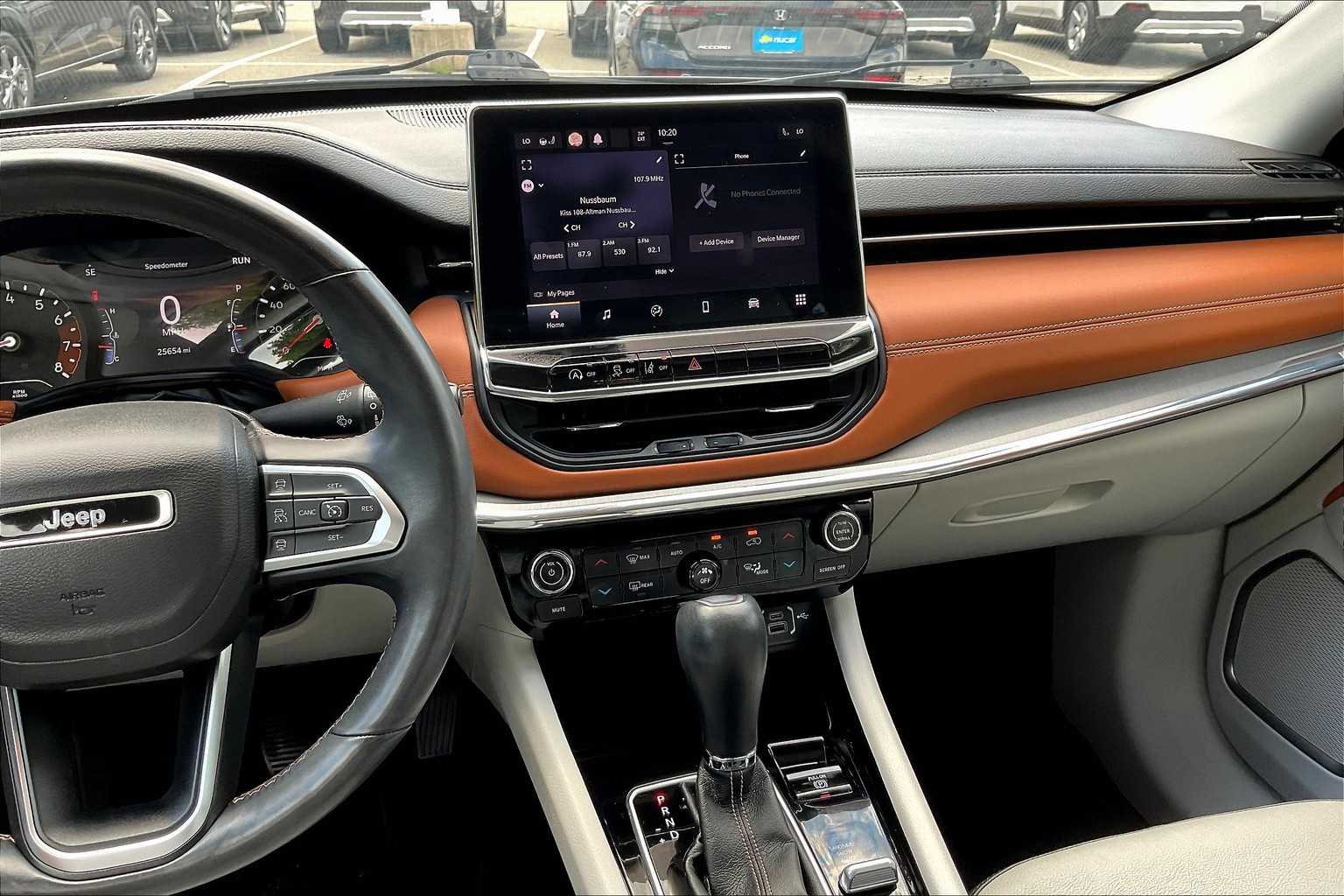 2022 Jeep Compass Limited - Photo 18