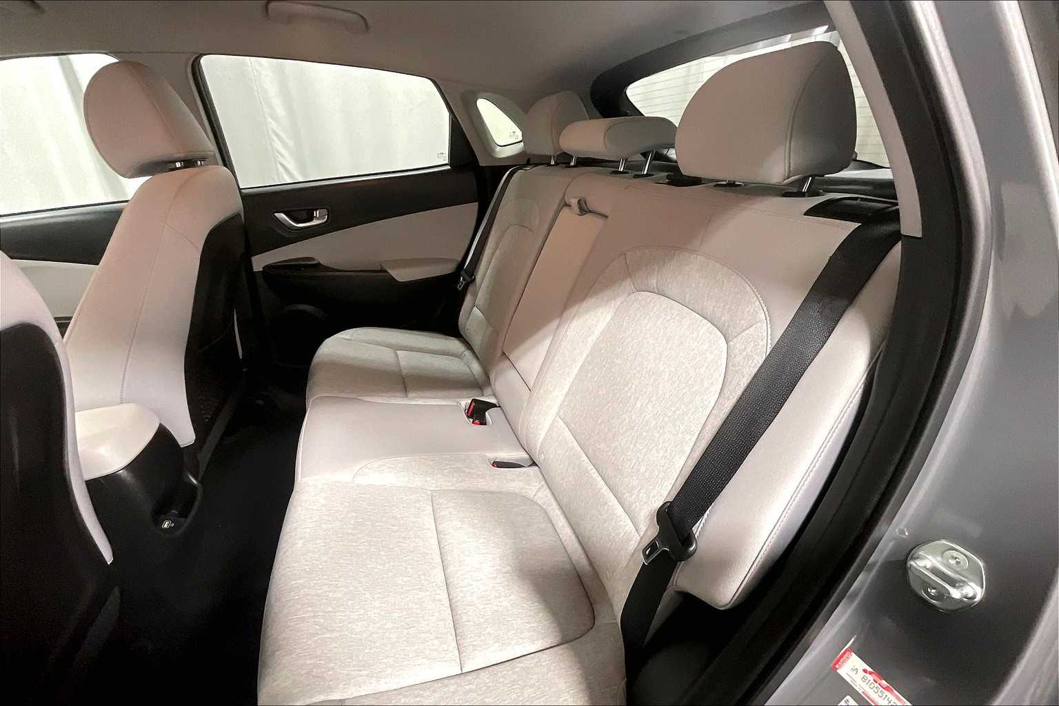 2023 Hyundai Kona Electric SE - Photo 15