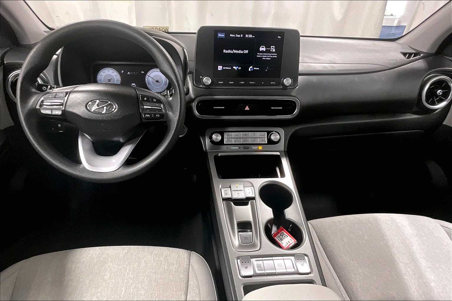 2023 Hyundai Kona Electric SE - Photo 21