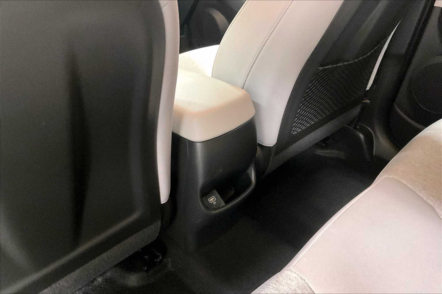 2023 Hyundai Kona Electric SE - Photo 27
