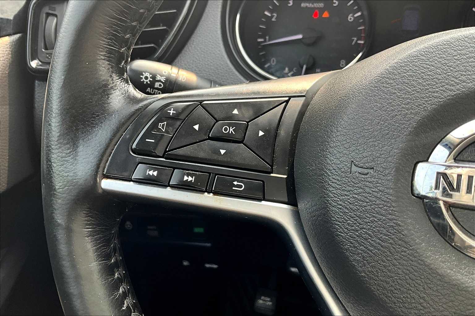 2017 Nissan Rogue Sport SV - Photo 23