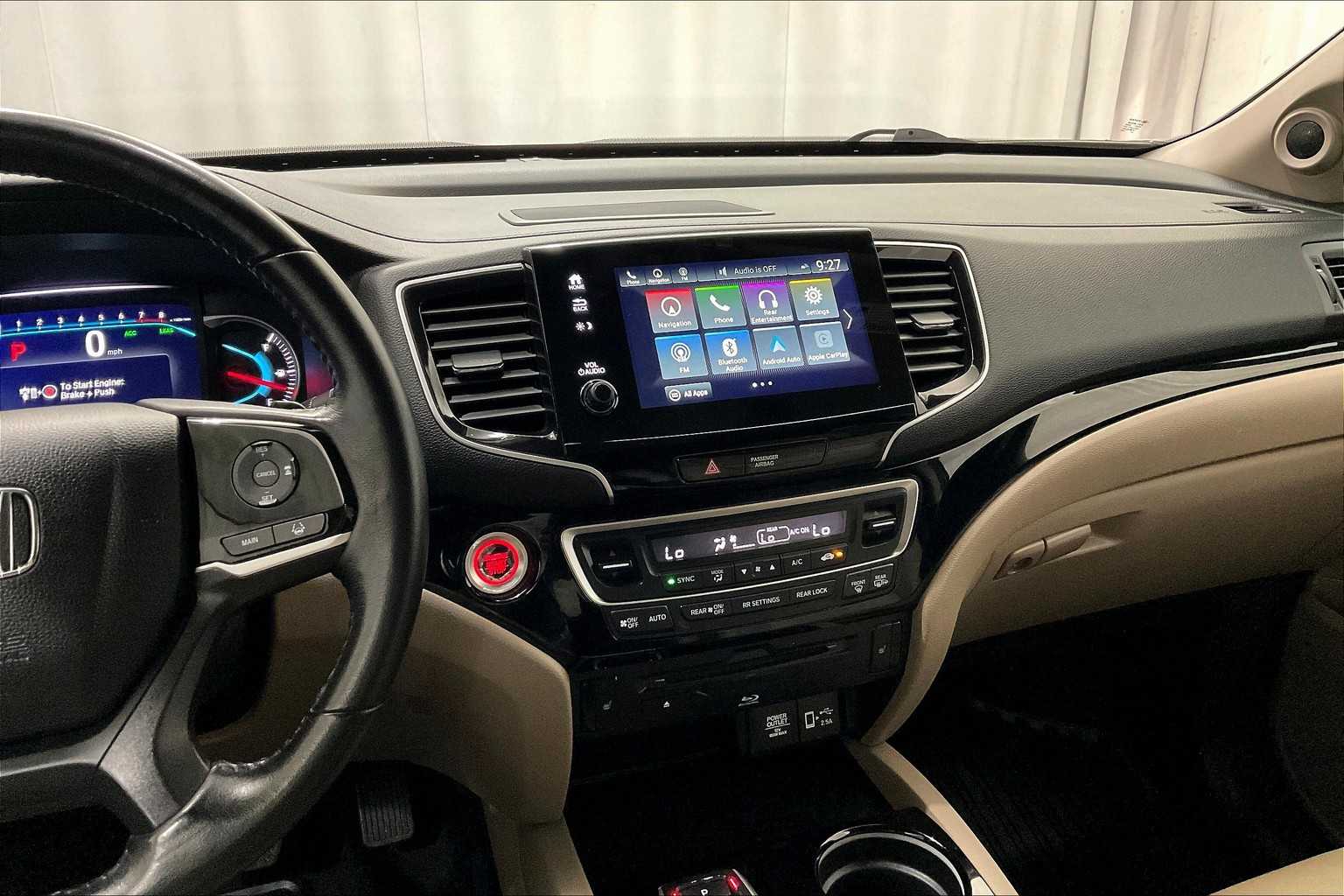 2021 Honda Pilot Touring 7-Passenger - Photo 19