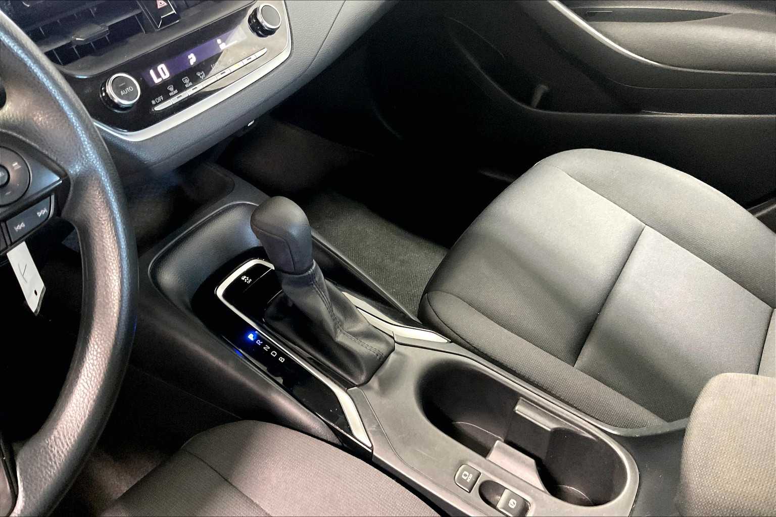 2023 Toyota Corolla LE - Photo 20