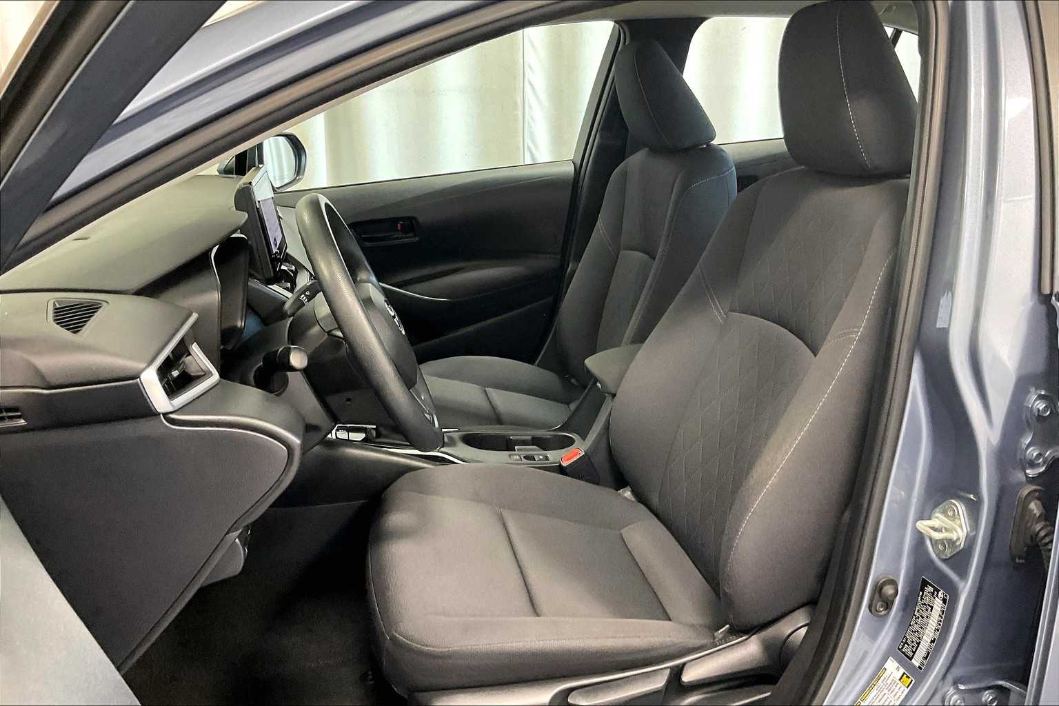 2023 Toyota Corolla LE - Photo 10