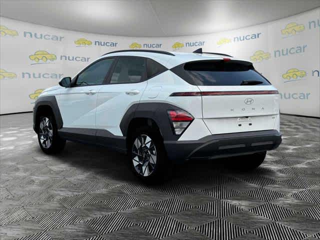 2025 Hyundai Kona SEL - Photo 6