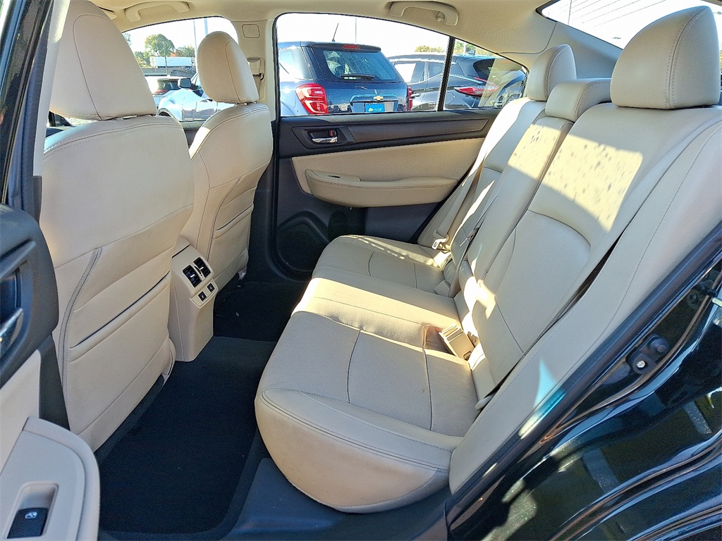2016 Subaru Legacy 2.5i - Photo 11