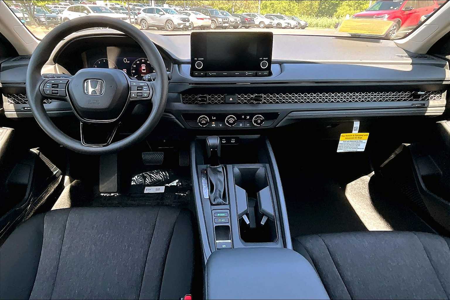 2025 Honda Accord LX - Photo 12