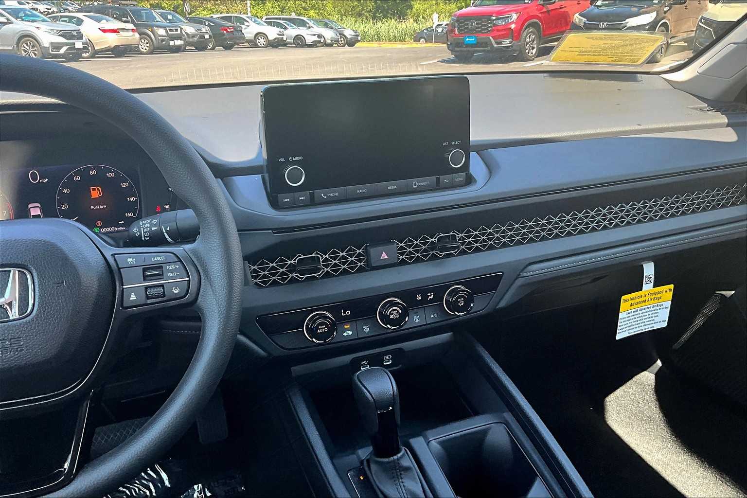 2025 Honda Accord LX - Photo 13