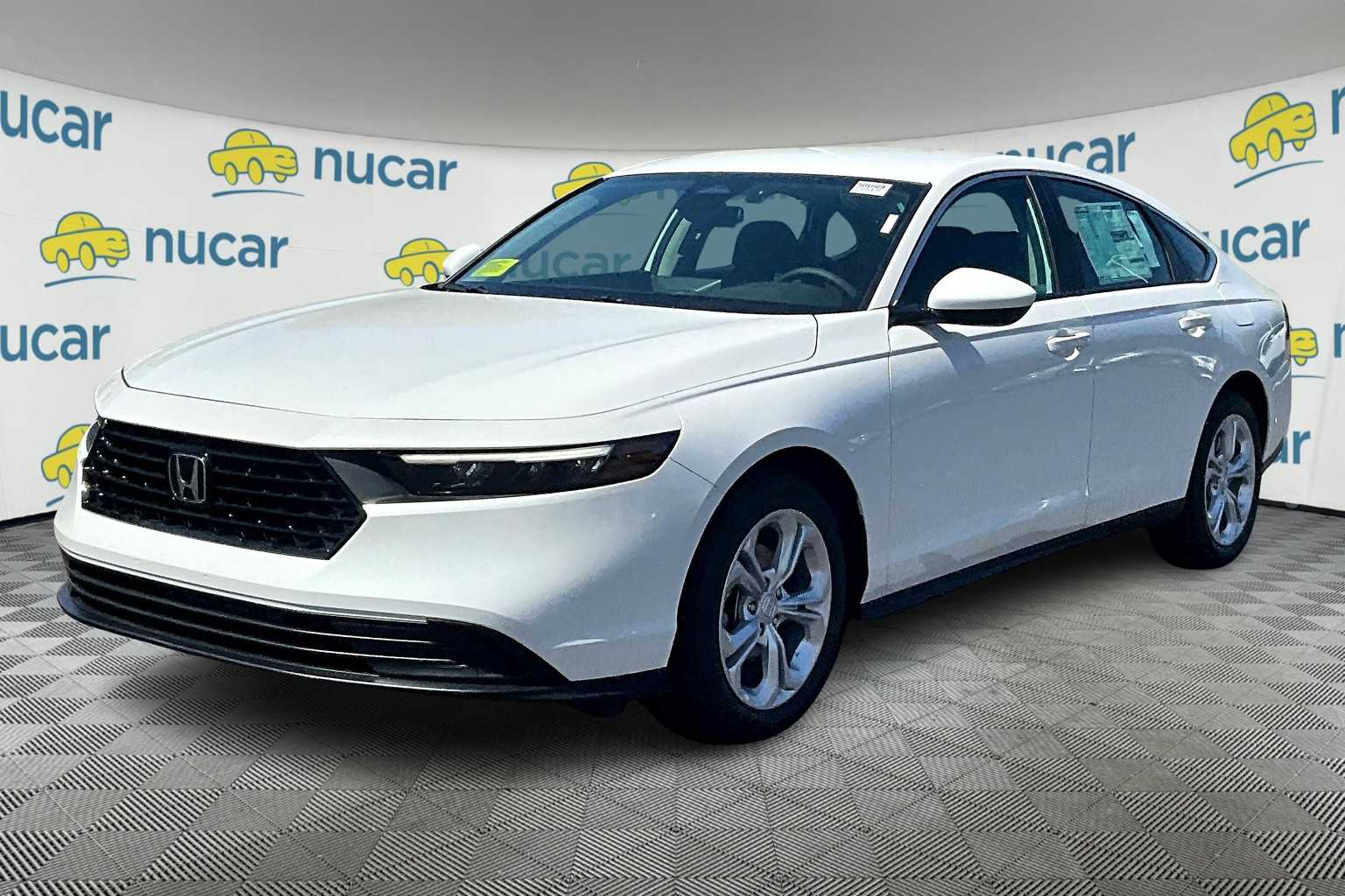 2025 Honda Accord LX - Photo 4