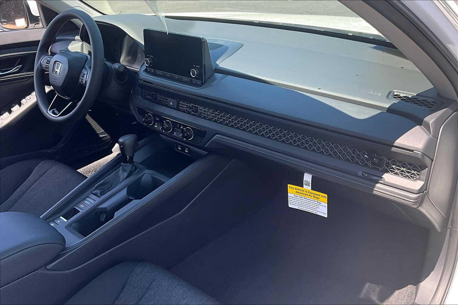 2025 Honda Accord LX - Photo 10