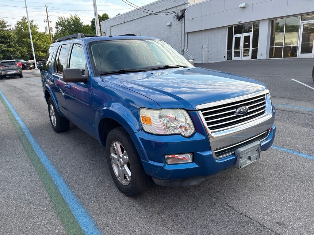 2010 Ford Explorer XLT - Photo 1