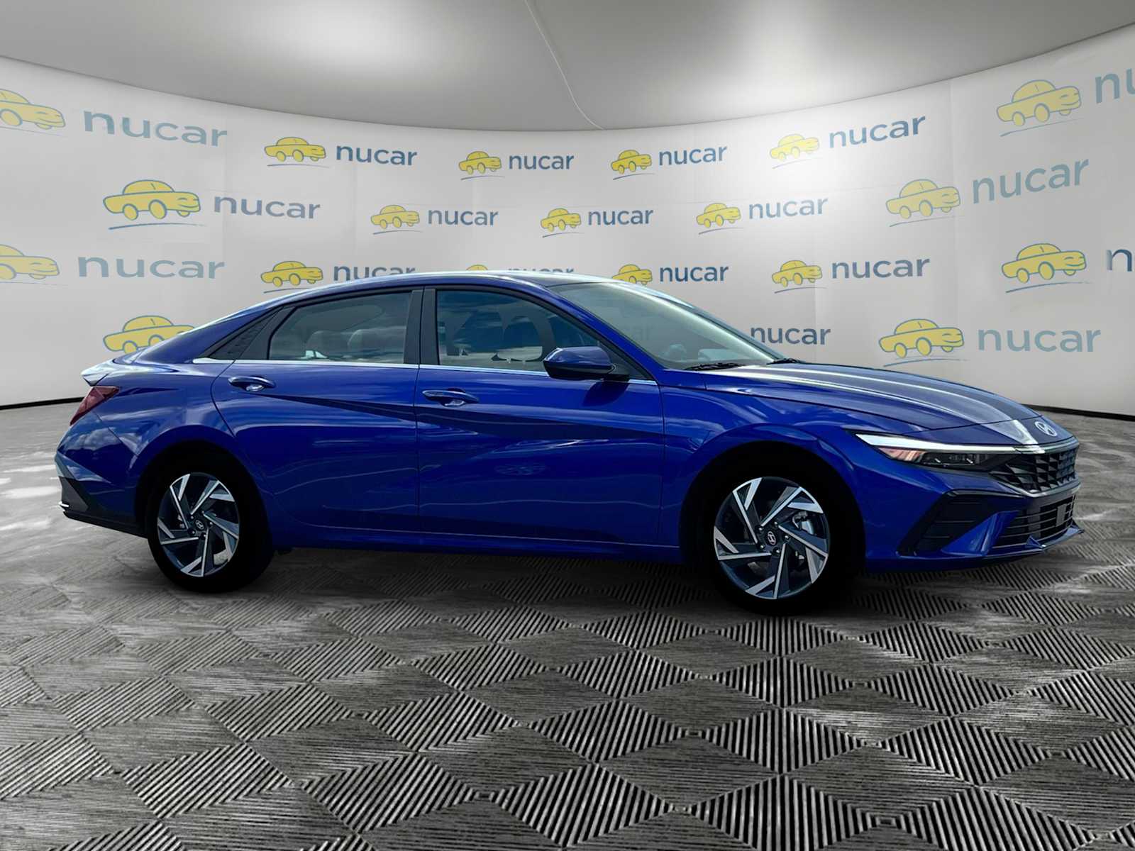 2025 Hyundai Elantra SEL Convenience - Photo 11