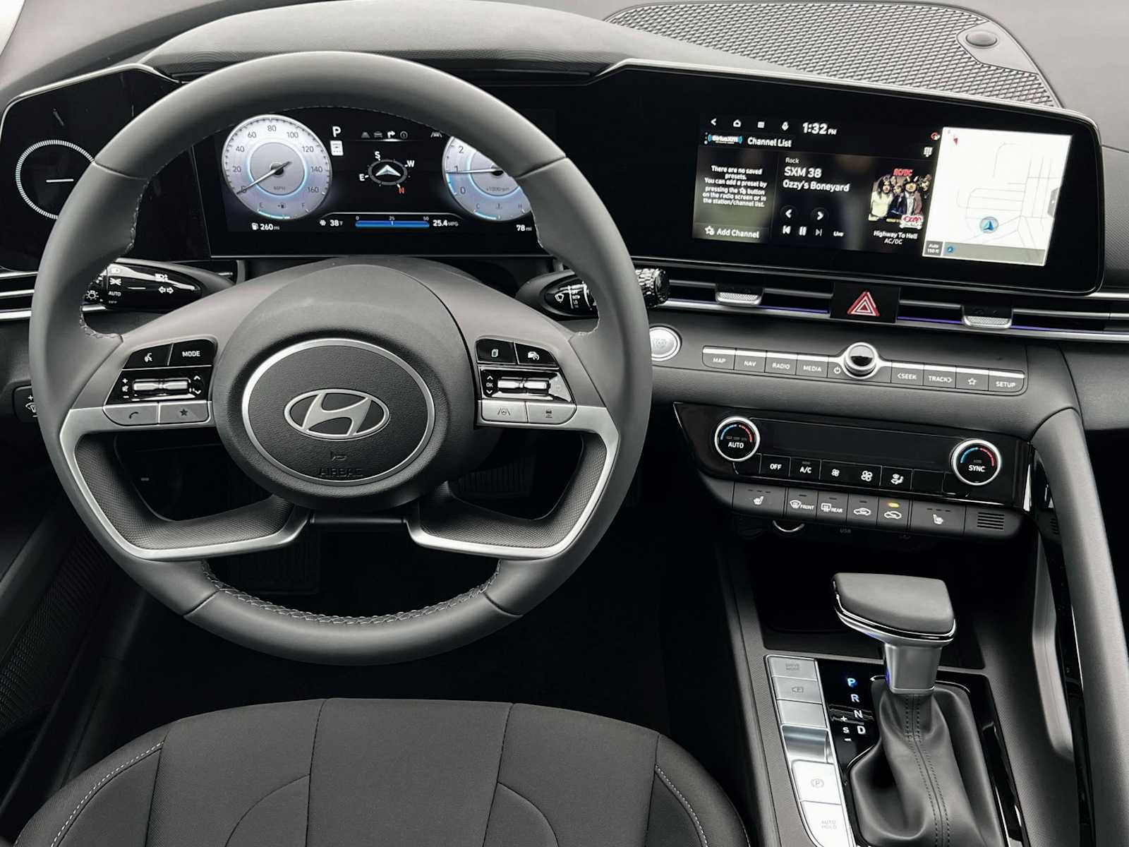 2025 Hyundai Elantra SEL Convenience - Photo 17