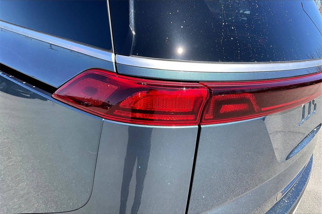 2023 Kia Carnival EX - Photo 31