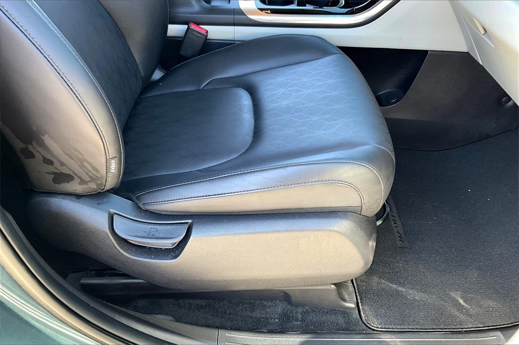 2023 Kia Carnival EX - Photo 37